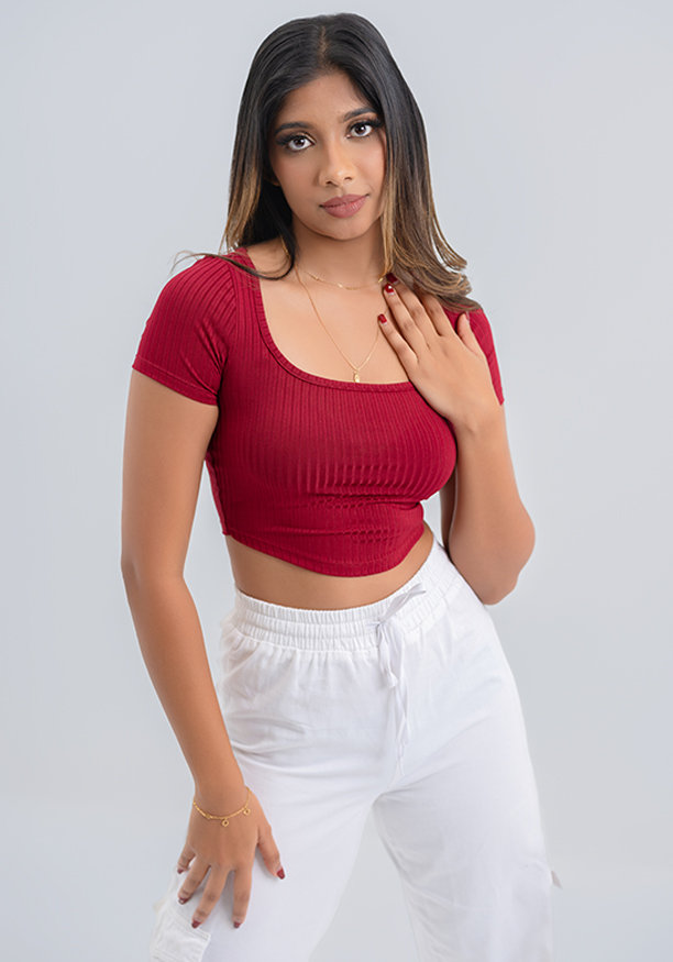 KIA MAROON CROP T SHIRT